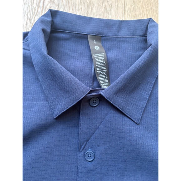 Lululemon Airing Easy Short Sleeve Shirt Mens Large Classic Fit Button Up Preppy - Picture 2 of 10